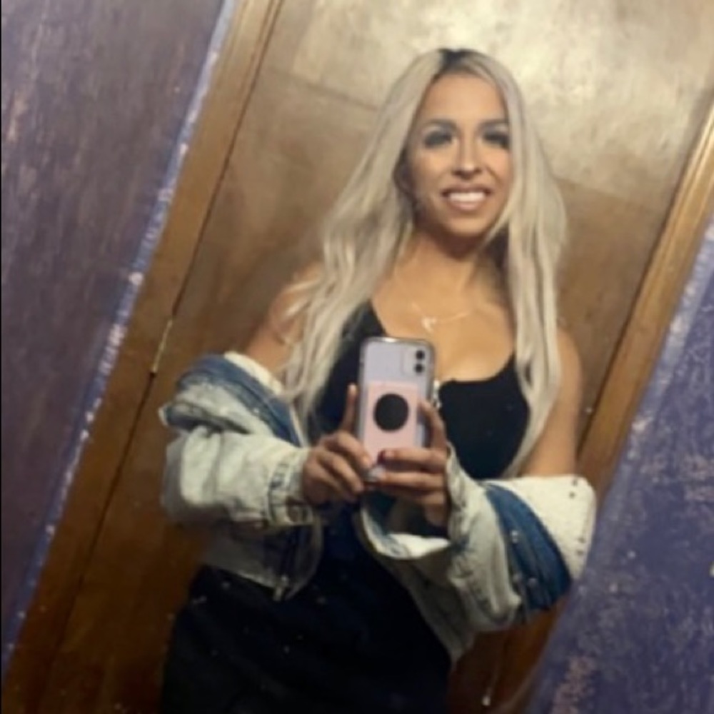 Meet your Posher, Gabbie